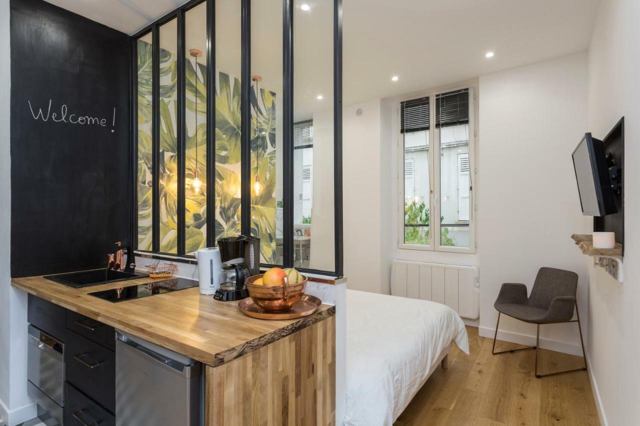 Studio D'Architecte Au Pied De Tour Eiffel Apartment ปารีส ภายนอก รูปภาพ